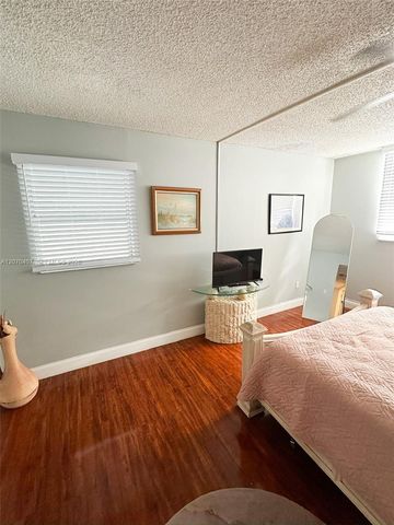 2860 Somerset Drive 400K, Lauderdale Lakes, FL 33311
