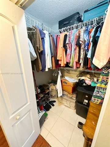 2860 Somerset Drive 400K, Lauderdale Lakes, FL 33311