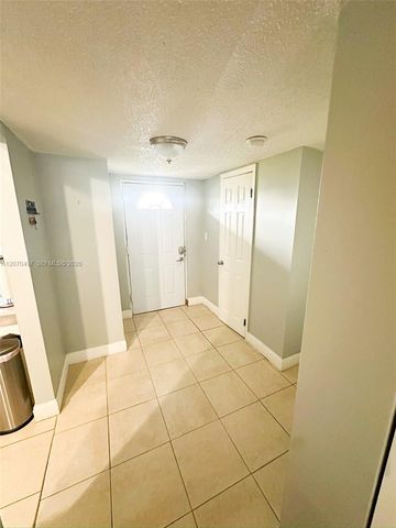 2860 Somerset Drive 400K, Lauderdale Lakes, FL 33311