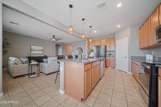 19955 W HEATHERBRAE Drive, Litchfield Park, AZ 85340