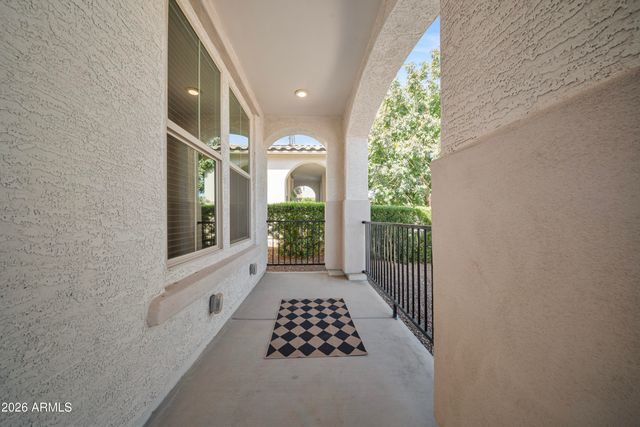 19955 W HEATHERBRAE Drive, Litchfield Park, AZ 85340