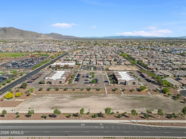 19955 W HEATHERBRAE Drive, Litchfield Park, AZ 85340