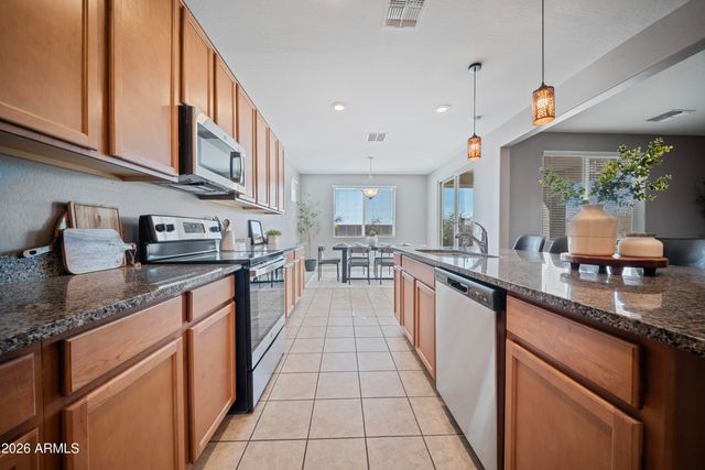 19955 W HEATHERBRAE Drive, Litchfield Park, AZ 85340