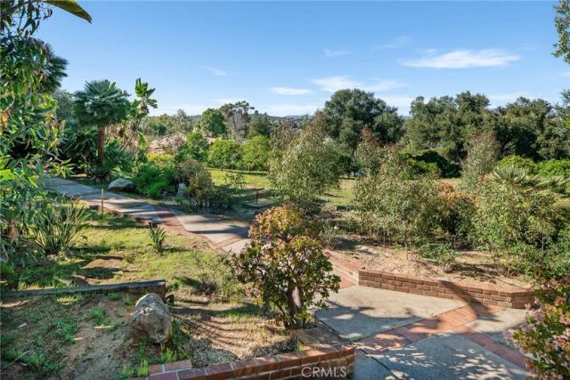 1367 Teepee Drive, Escondido, CA 92027