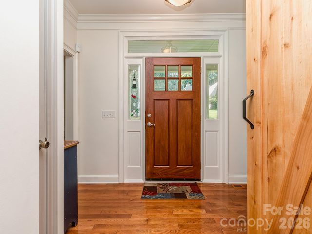 223 N Brackenbury Lane, Charlotte, NC 28270