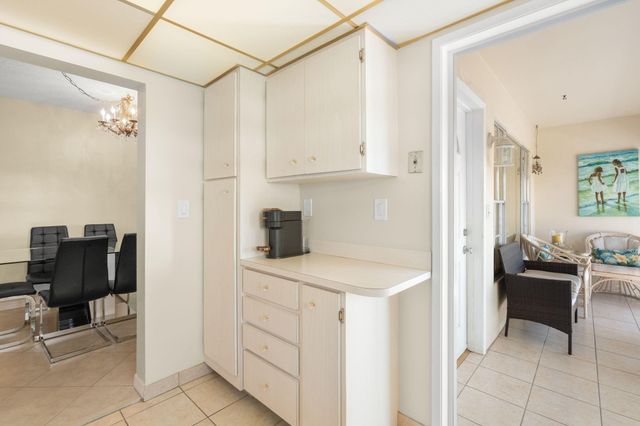 1971 SE 5th Court 203, Pompano Beach, FL 33060