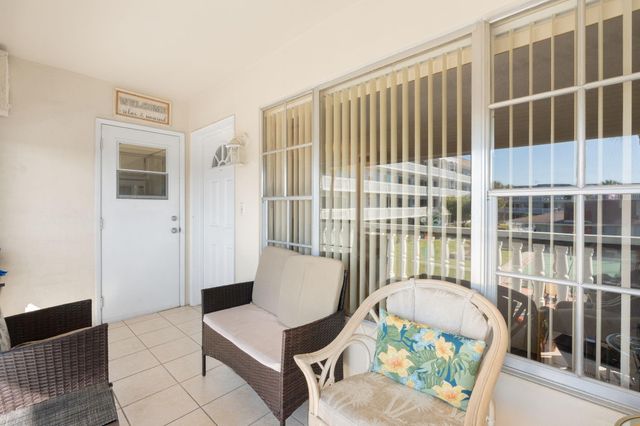 1971 SE 5th Court 203, Pompano Beach, FL 33060