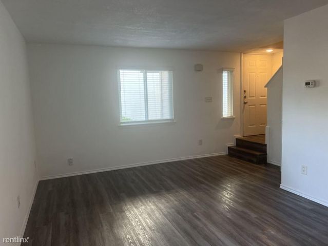 3458 Willowrun DR B, Austin, TX 78704