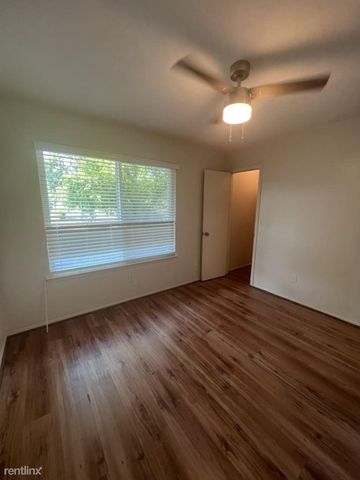 3458 Willowrun DR B, Austin, TX 78704