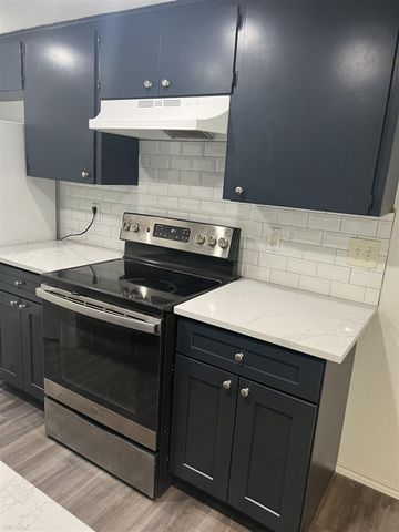 3458 Willowrun DR B, Austin, TX 78704