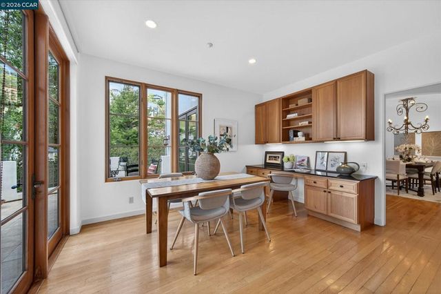 21 Live Oak Rd, Berkeley, CA 94705