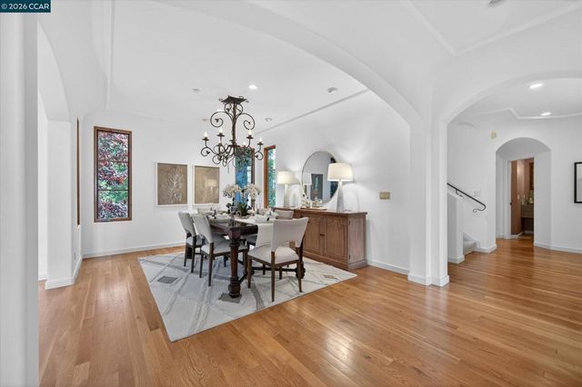 21 Live Oak Rd, Berkeley, CA 94705