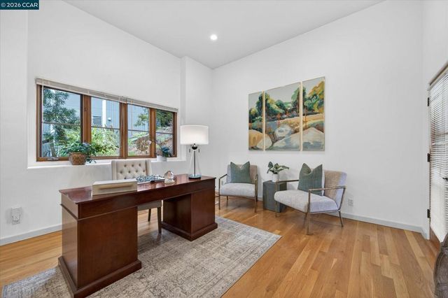 21 Live Oak Rd, Berkeley, CA 94705