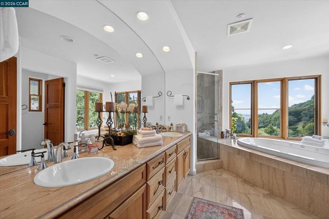 21 Live Oak Rd, Berkeley, CA 94705