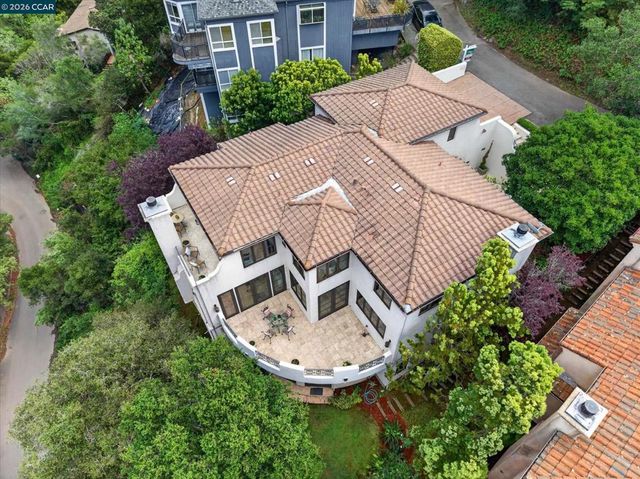 21 Live Oak Rd, Berkeley, CA 94705