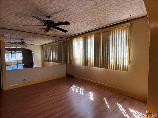 97 Brunswick Blvd Boulevard, Buffalo, NY 14208