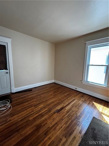 97 Brunswick Blvd Boulevard, Buffalo, NY 14208