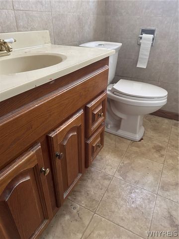 97 Brunswick Blvd Boulevard, Buffalo, NY 14208
