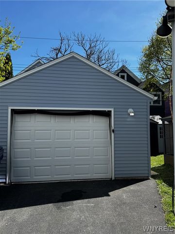 97 Brunswick Blvd Boulevard, Buffalo, NY 14208