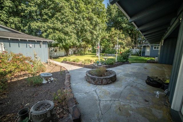 156 NE Spruce Lane, Prineville, OR 97754