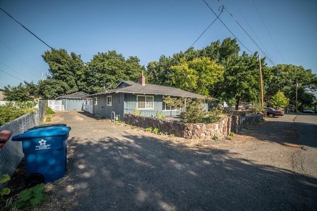 156 NE Spruce Lane, Prineville, OR 97754