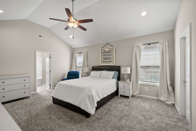 1429 Kingbird Dr, Clarksville, TN 37040