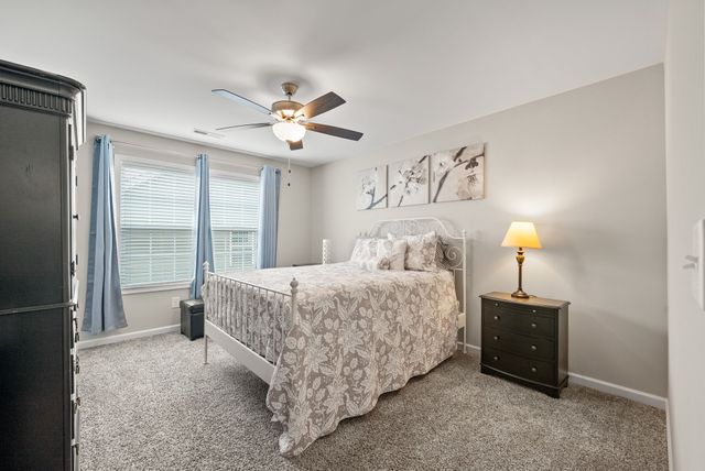 1429 Kingbird Dr, Clarksville, TN 37040