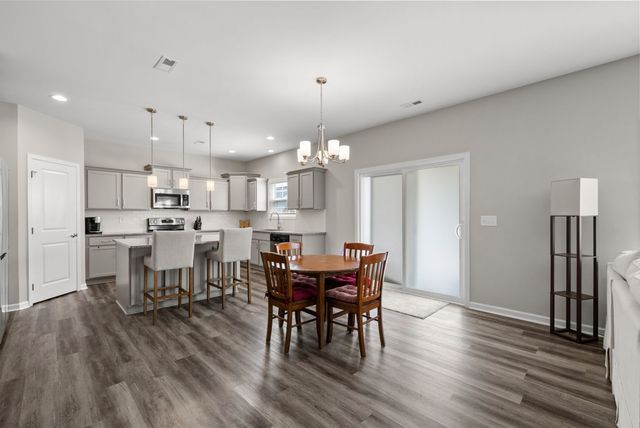 1429 Kingbird Dr, Clarksville, TN 37040