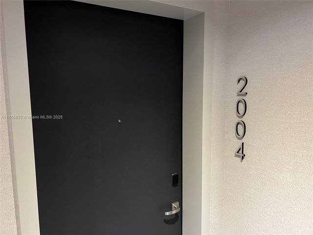 1451 Brickell Ave 2004, Miami, FL 33131
