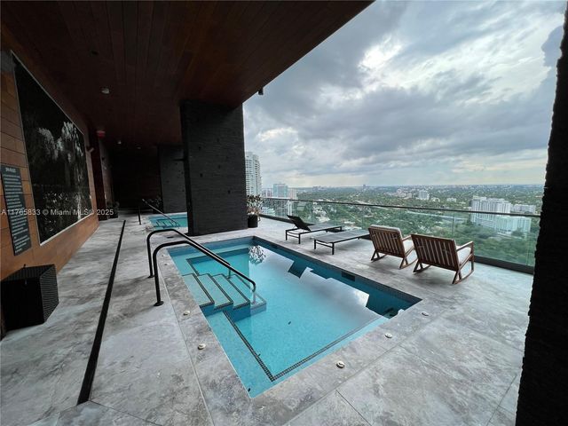 1451 Brickell Ave 2004, Miami, FL 33131