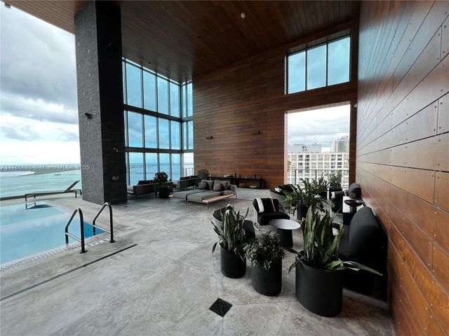 1451 Brickell Ave 2004, Miami, FL 33131