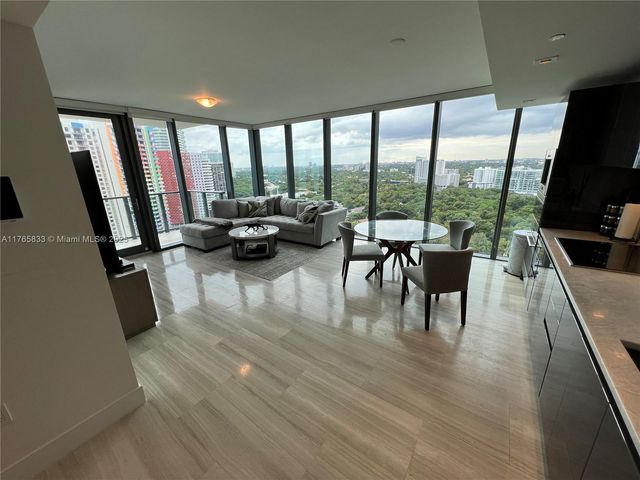 1451 Brickell Ave 2004, Miami, FL 33131