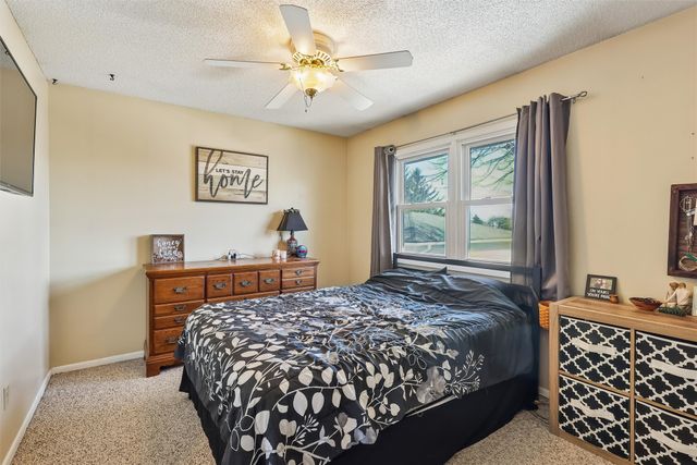 311 10th Avenue NW, Altoona, IA 50009