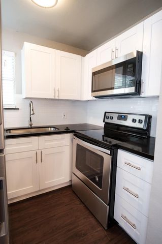 1953 Dryden Street 4, Houston, TX 77030