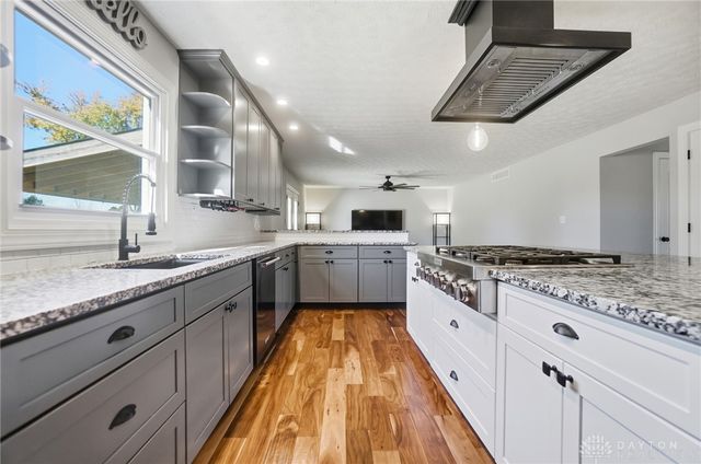 5107 Twitchell Road, Moorefield Twp, OH 45502