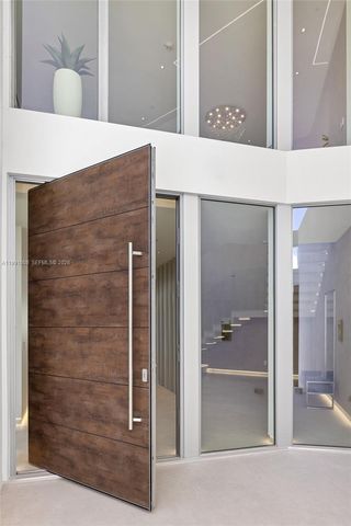 503 Palm Dr, Hallandale Beach, FL 33009