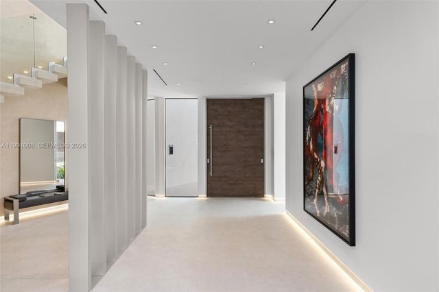 503 Palm Dr, Hallandale Beach, FL 33009