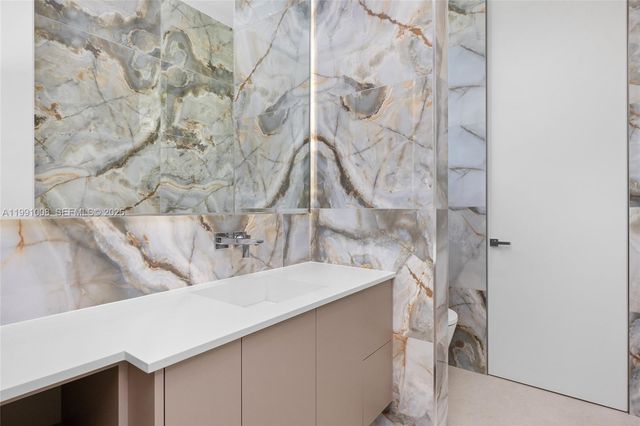 503 Palm Dr, Hallandale Beach, FL 33009