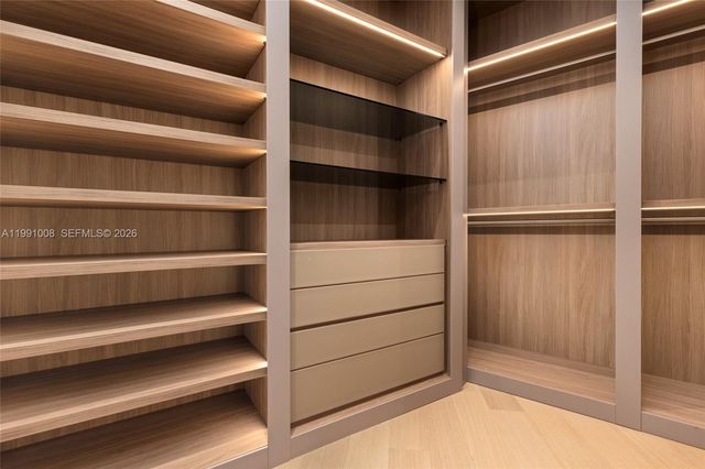 503 Palm Dr, Hallandale Beach, FL 33009