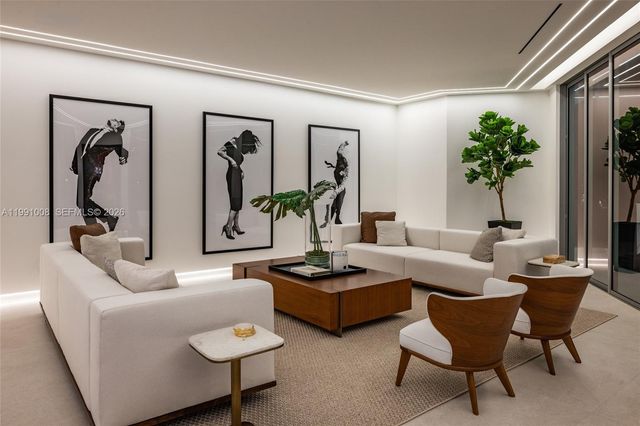 503 Palm Dr, Hallandale Beach, FL 33009