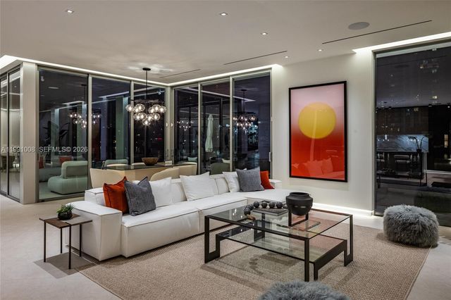 503 Palm Dr, Hallandale Beach, FL 33009