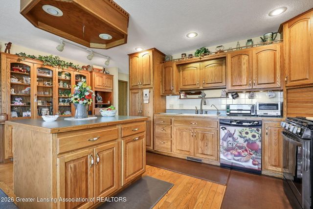 13458 Boyer Road, Mulliken, MI 48861