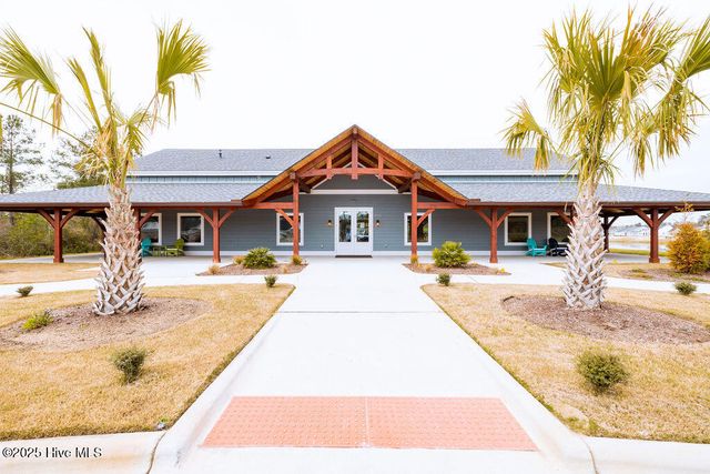 3316 Island Lakes Drive, Southport, NC 28461