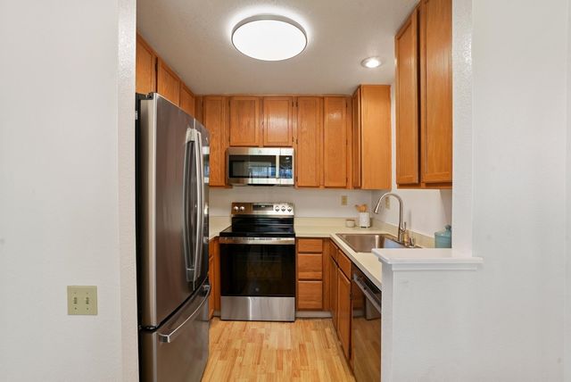 54 54 Glenwood, Hercules, CA 94547