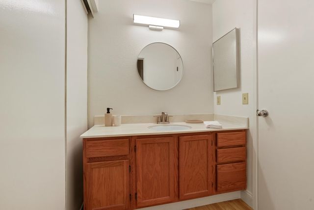 54 54 Glenwood, Hercules, CA 94547