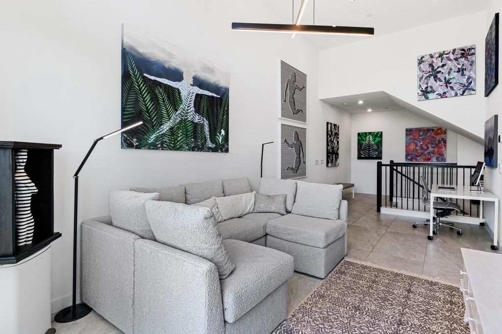 Image 18 of property listing at 294 Mayfair Way, Palm Springs, CA 92264