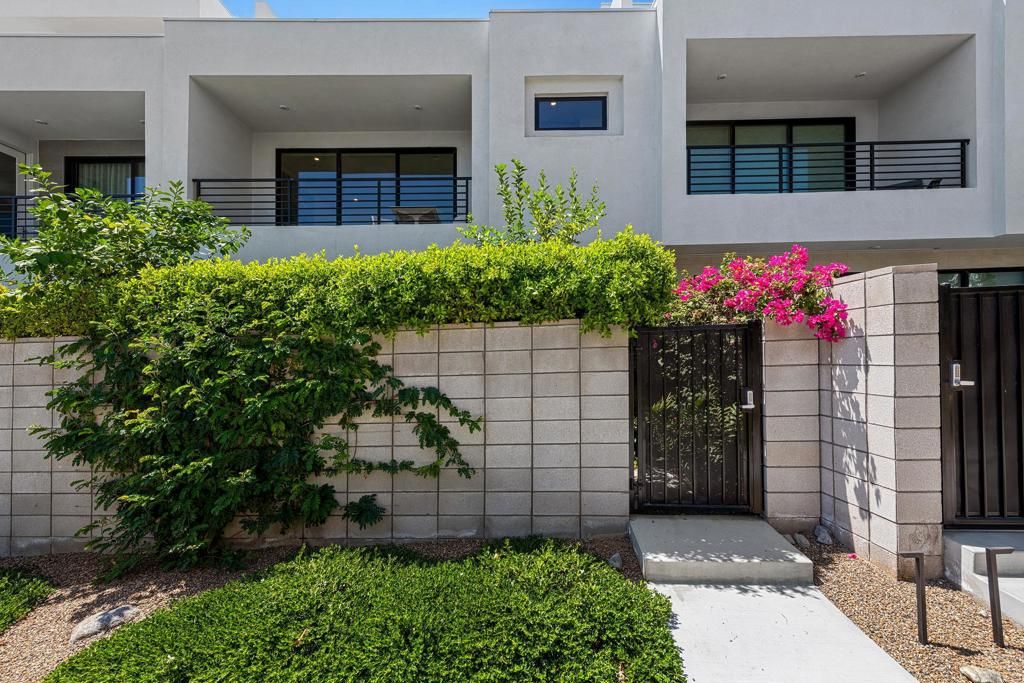 Image 34 of property listing at 294 Mayfair Way, Palm Springs, CA 92264
