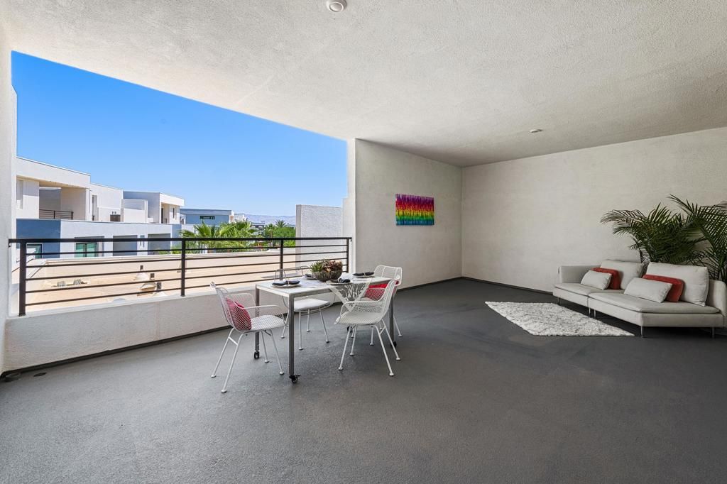 Image 37 of property listing at 294 Mayfair Way, Palm Springs, CA 92264