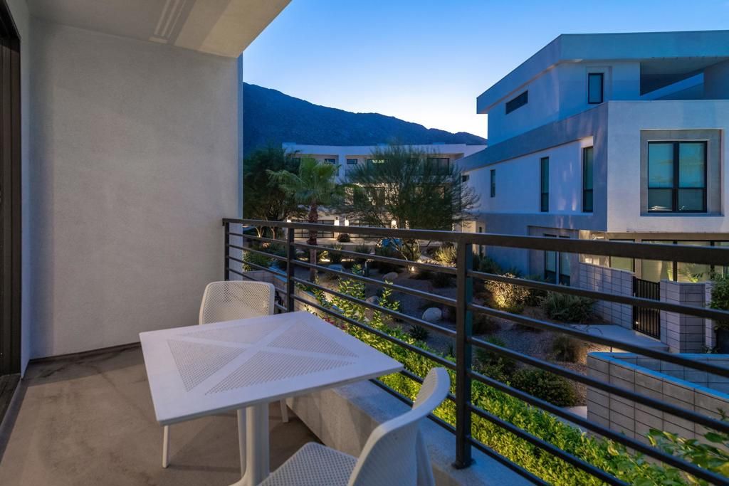 Image 50 of property listing at 294 Mayfair Way, Palm Springs, CA 92264