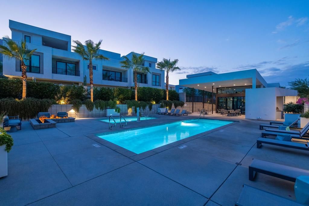 Image 54 of property listing at 294 Mayfair Way, Palm Springs, CA 92264